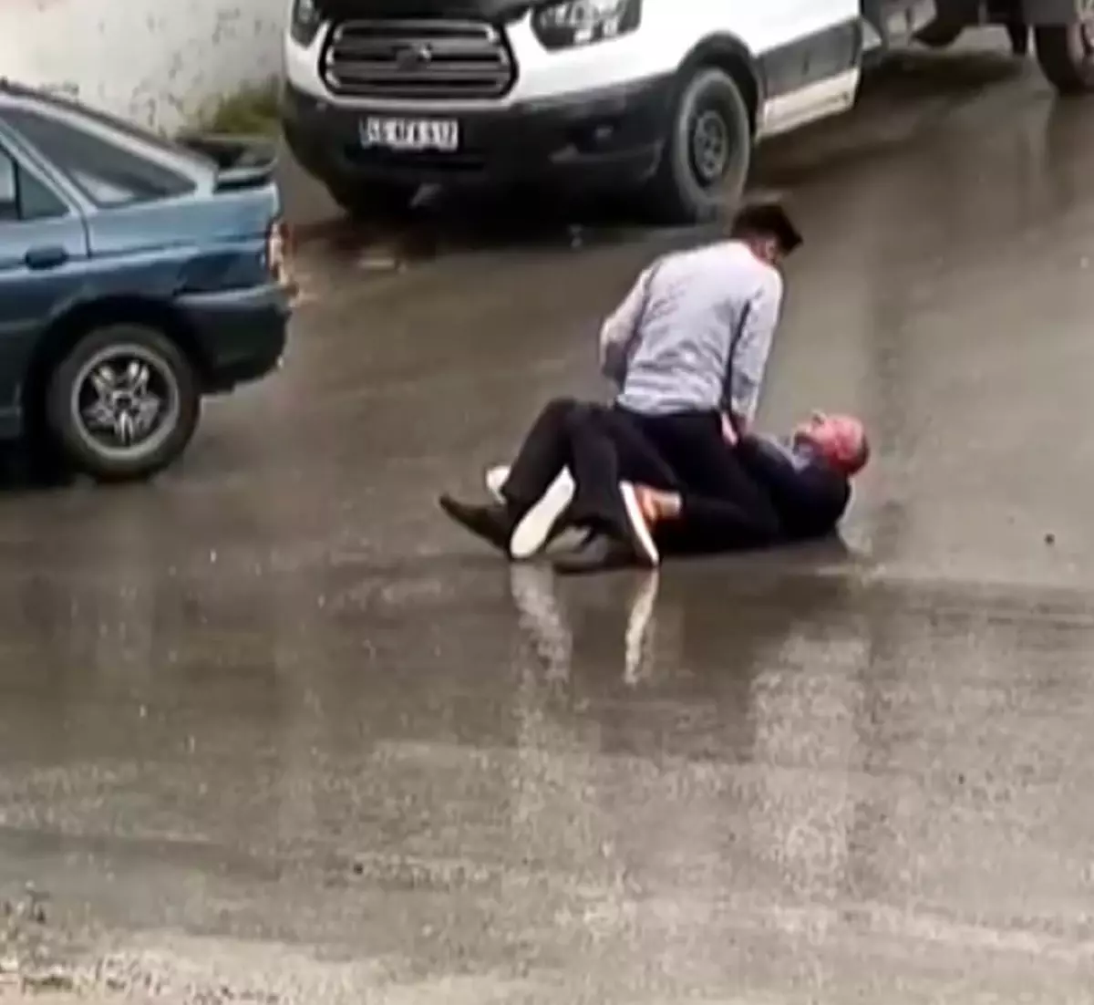 Kayınpeder Dehşeti: Tüfek Tutukluk Yaptı, O Anlar Kamerada