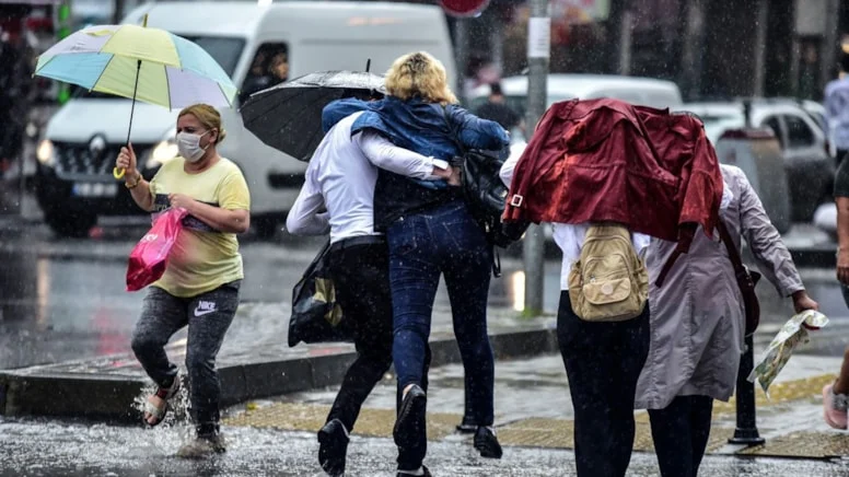 Meteoroloji’den Hem Sıcaklık Hem Yağış Uyarısı: Sarı Kodlu İki Kentte Dikkat!