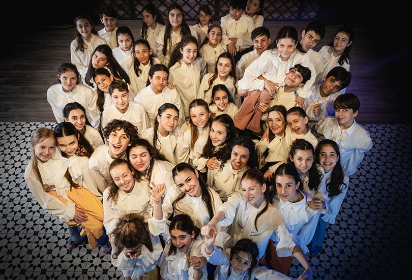 Spiritua Tiyatro Oyunu Seyirciyle Buluşuyor: 45 Genç Oyuncudan Ezber Bozan Performans