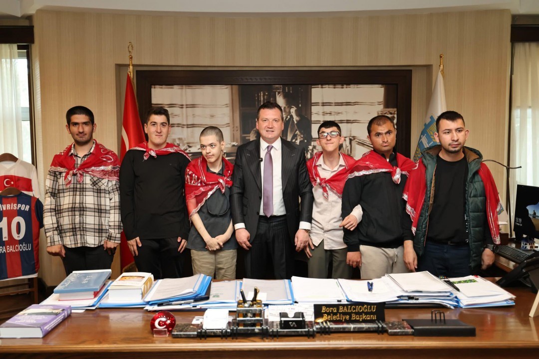 Başkan Balcıoğlu’ndan Temsili Askerliğe Uğurlanan Gençlere Anlamlı Destek