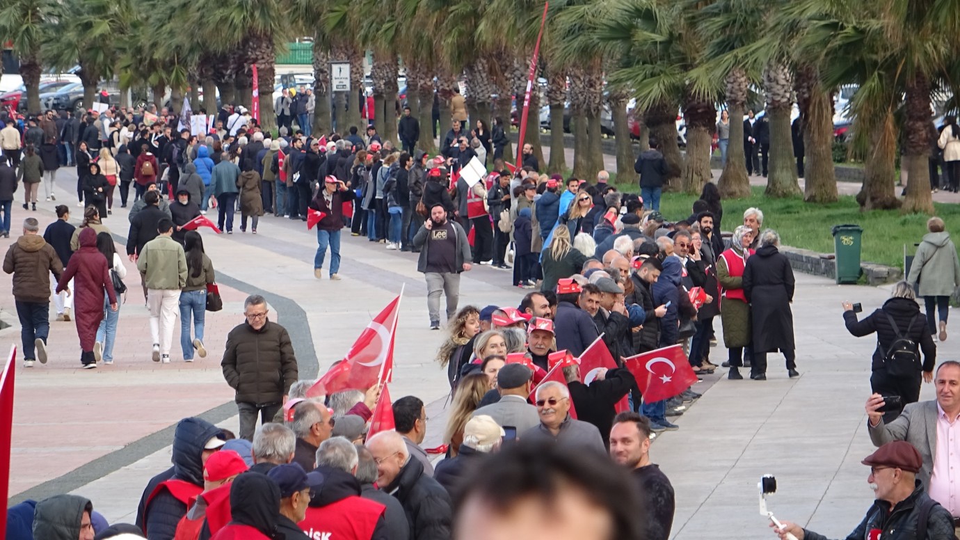 Samsun’da Ekrem İmamoğlu İçin “Adalet Zinciri” Etkinliği Düzenlendi