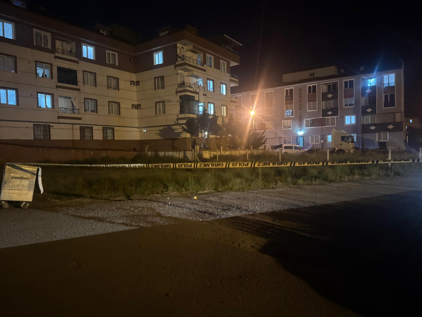 Aile İçi Silahlı Çatışma: Baba Oğlunu Vurdu, 22 Yaşındaki Genç Hayatını Kaybetti