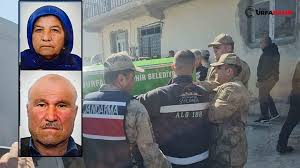 Kastamonu’da Çifte Cinayet Zanlısı Adliyeye Sevk Edildi Kastamonu’da Çifte Cinayet Zanlısı Adliyeye Sevk Edildi