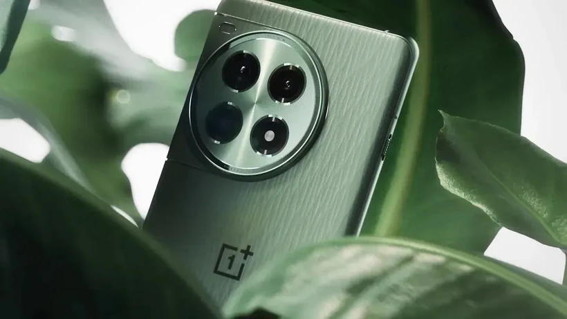 OnePlus Ace 5 Ultra Yolda: Oyun Odaklı Amiral Gemisi Geliyor OnePlus Ace 5 Ultra Yolda: Oyun Odaklı Amiral Gemisi Geliyor