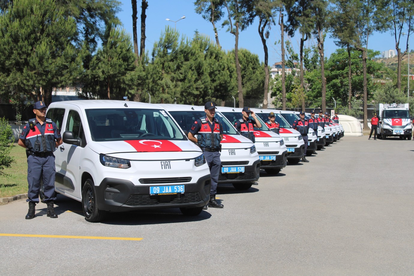 Aydın İl Jandarma Komutanlığı Filosu Güçlendi: 54 Yeni Araç Törenle Teslim Edildi