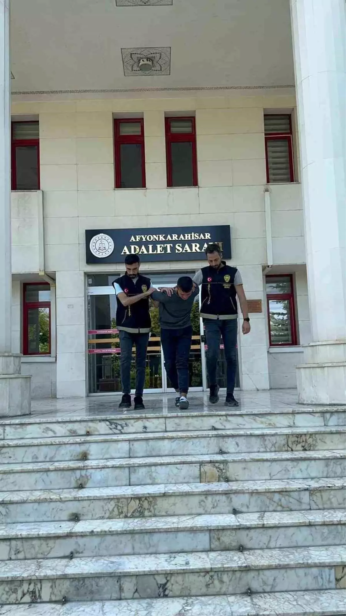 Parkta Jiletli Cinayet: Sanık Mahkemede Soğukkanlılıkla Anlattı Parkta Jiletli Cinayet: Sanık Mahkemede Soğukkanlılıkla Anlattı