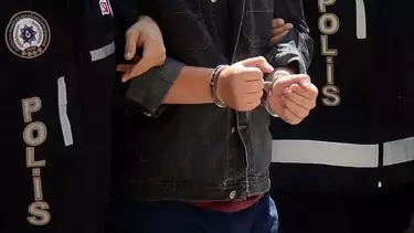 İstanbul'da FETÖ Operasyonu: 8 Şüpheli Gözaltında, 3 Kişi Firari İstanbul'da FETÖ Operasyonu: 8 Şüpheli Gözaltında, 3 Kişi Firari