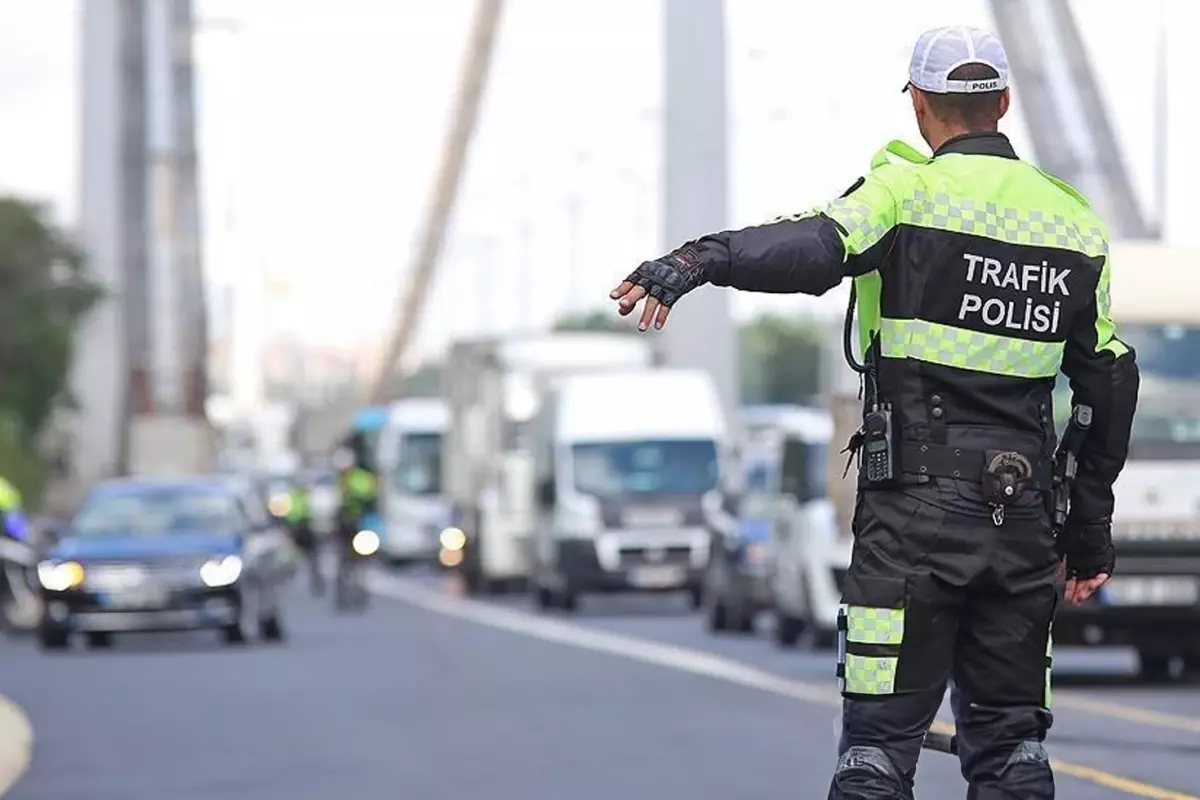 Trafik Cezalarında Yeni Dönem: Komisyon’dan Geçen Teklifle Cezalar Katlandı Trafik Cezalarında Yeni Dönem: Komisyon’dan Geçen Teklifle Cezalar Katlandı
