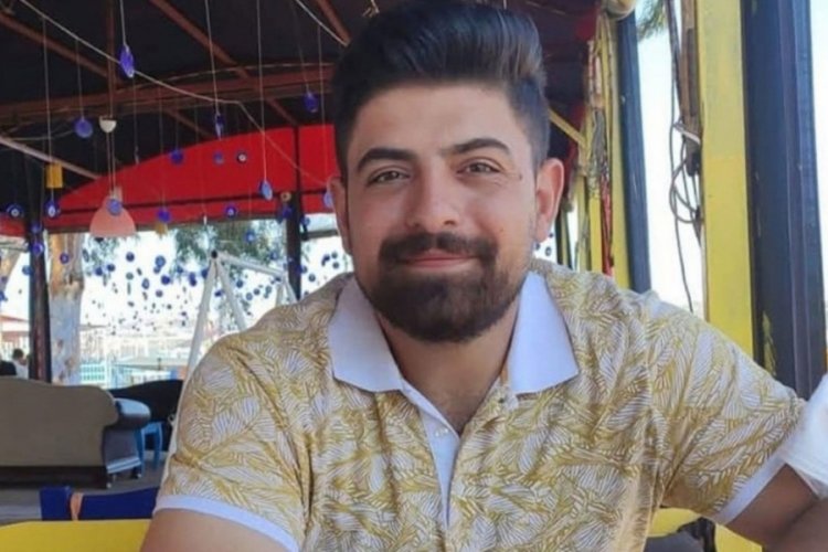 Genç Öğretmenden Üzücü Haber: Kaybolan Otomobil Uçurumda Bulundu Genç Öğretmenden Üzücü Haber: Kaybolan Otomobil Uçurumda Bulundu