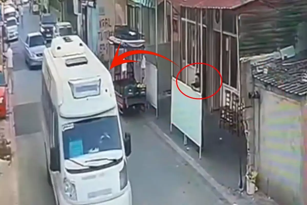 Adana’da Dolmuştan Açılan Ateşle Husumetli Vuruldu: Saldırı Kamerada