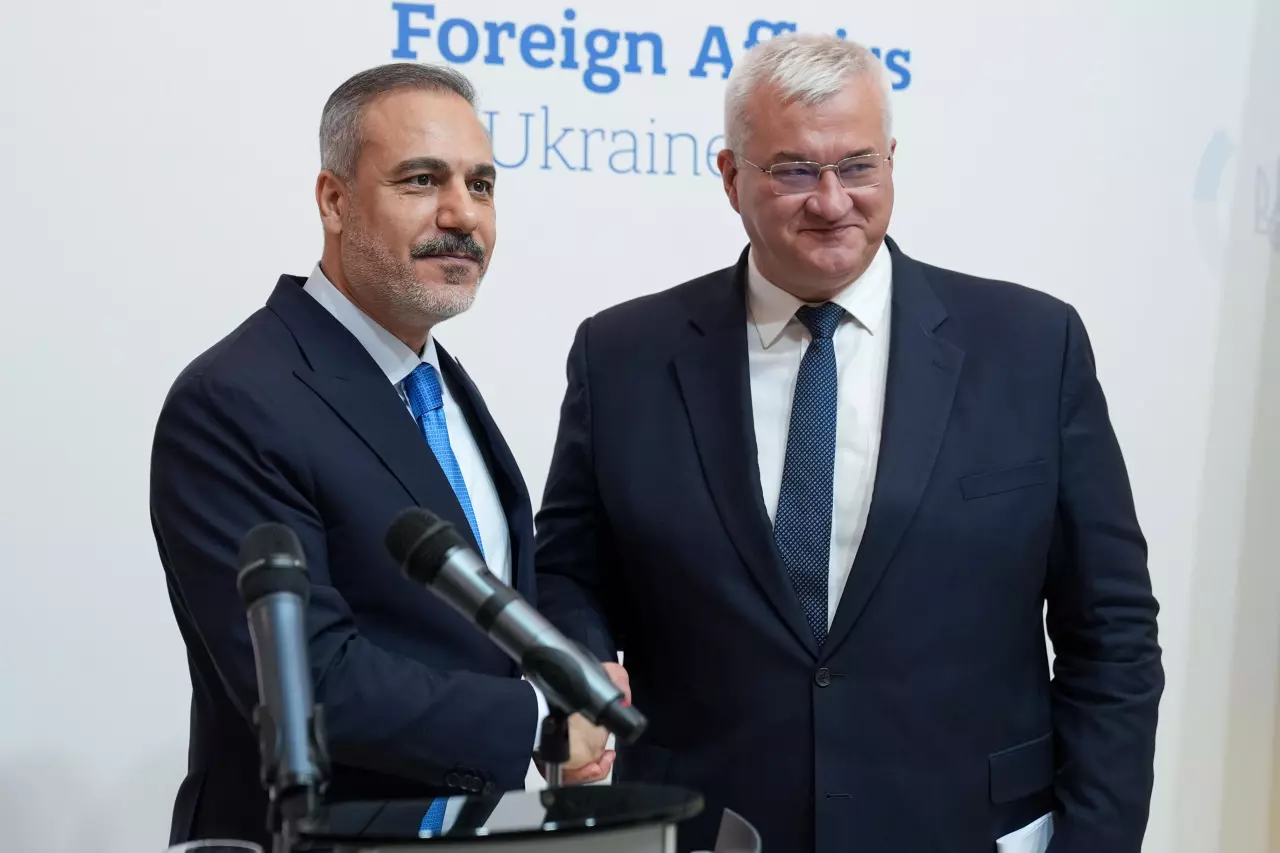 Hakan Fidan Açıklaması: Erdoğan'ın Ev Sahipliğinde İstanbul’da Trump, Putin ve Zelenskiy Buluşabilir