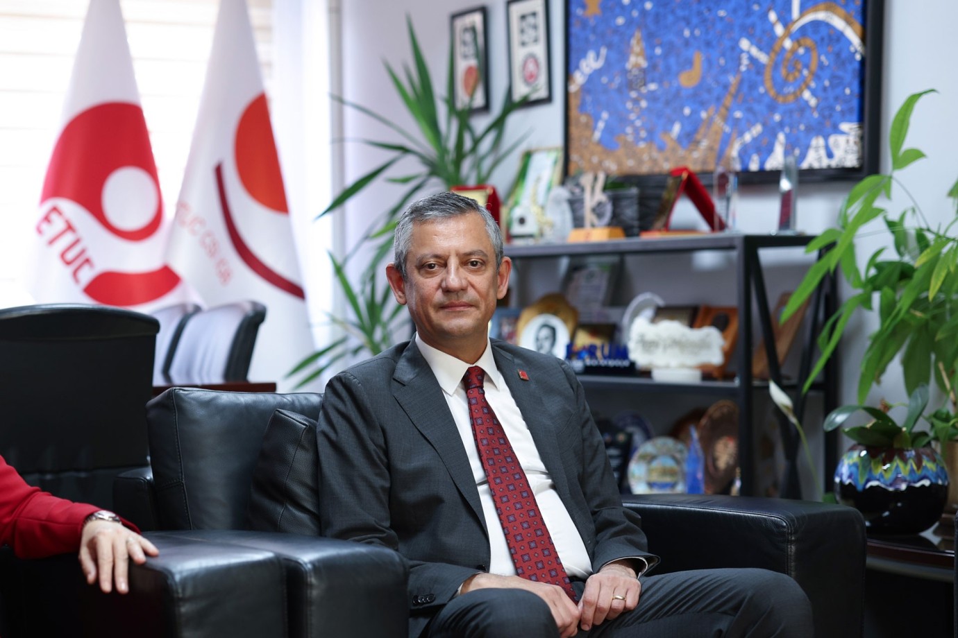 Özgür Özel'den İnfaz Düzenlemesine Sert Tepki: "Toplumu Yanılttılar, Hayal Kırıklığı Yarattılar"