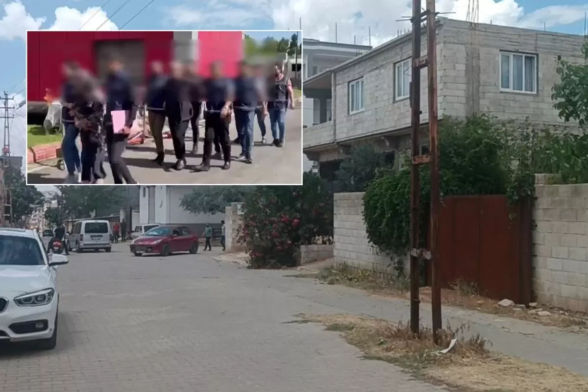 Gaziantep'te 3 Çocuk Annesi Kadın Evinde Ölü Bulundu: Aile Bireyleri Gözaltında Gaziantep'te 3 Çocuk Annesi Kadın Evinde Ölü Bulundu: Aile Bireyleri Gözaltında
