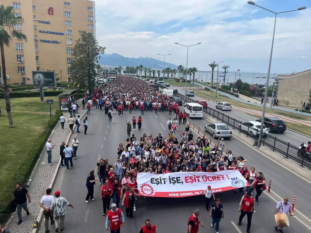 İzmir’de Grev Krizi Sürüyor: Başkan Cemil Tugay’dan Halk Oylaması Kararı İzmir’de Grev Krizi Sürüyor: Başkan Cemil Tugay’dan Halk Oylaması Kararı