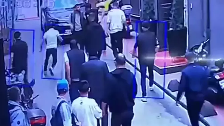 Beyoğlu’nda Beyzbol Sopalı Hesap Kavgası: 3 Kişi Tutuklandı