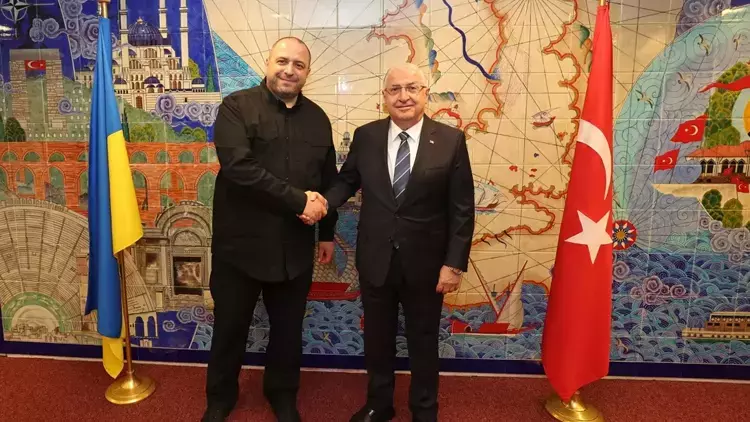 Bakan Güler ile Ukraynalı Mevkidaşı Brüksel'de Bir Araya Geldi