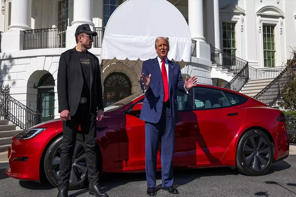 Trump ve Musk Gerilimi Tesla Hisselerini Sert Vurdu