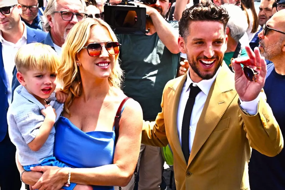 Dries Mertens’e Napoli’den fahri vatandaşlık onuru