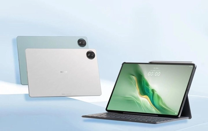 Honor MagicPad 3, OLED Ekranı Bırakıyor: Daha Büyük ama LCD Panelle Geliyor Honor MagicPad 3, OLED Ekranı Bırakıyor: Daha Büyük ama LCD Panelle Geliyor