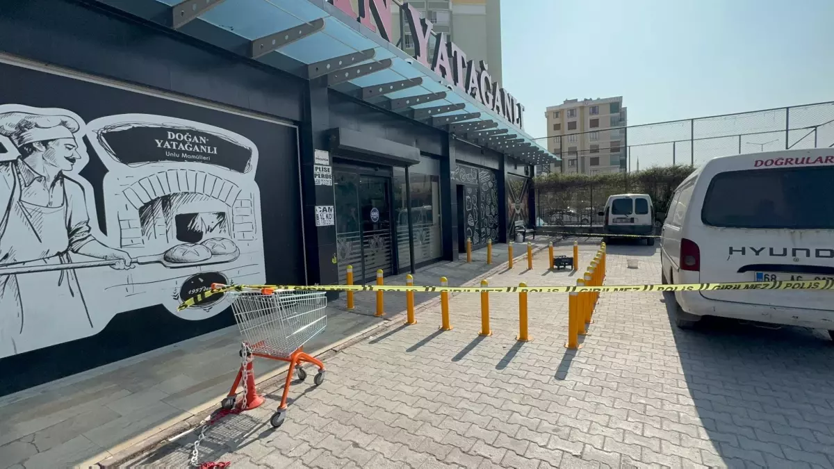 Konya'da Şoke Eden Saldırı: Tokalaştığı Kişiyi Tabancayla Yaraladı
