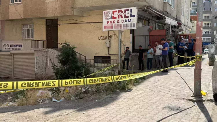 Diyarbakır’da Maaş Tartışması Cinayetle Sonuçlandı Diyarbakır’da Maaş Tartışması Cinayetle Sonuçlandı