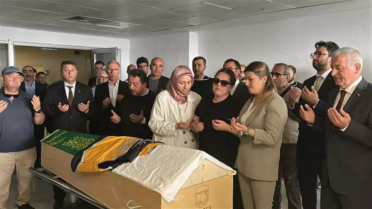Çanakkale’deki Patlamada Hayatını Kaybeden Ahmet Seçkin Ünye’ye Uğurlandı Çanakkale’deki Patlamada Hayatını Kaybeden Ahmet Seçkin Ünye’ye Uğurlandı