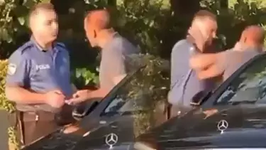 Denizli’de Hasarlı Kaza Sonrası Yumruklu Kavga: Polis Memuru ve Sürücü Birbirinden Şikayetçi Oldu