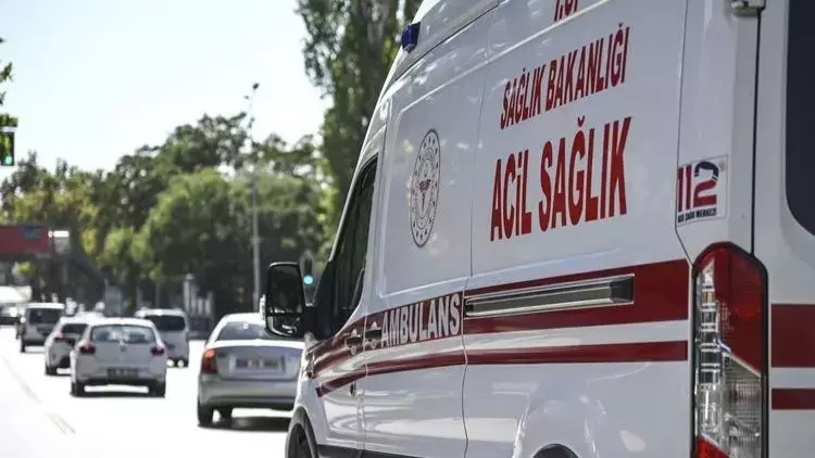 Küçükçekmece'de 16 Yaşındaki Çocuk Bıçaklanarak Hayatını Kaybetti Küçükçekmece'de 16 Yaşındaki Çocuk Bıçaklanarak Hayatını Kaybetti