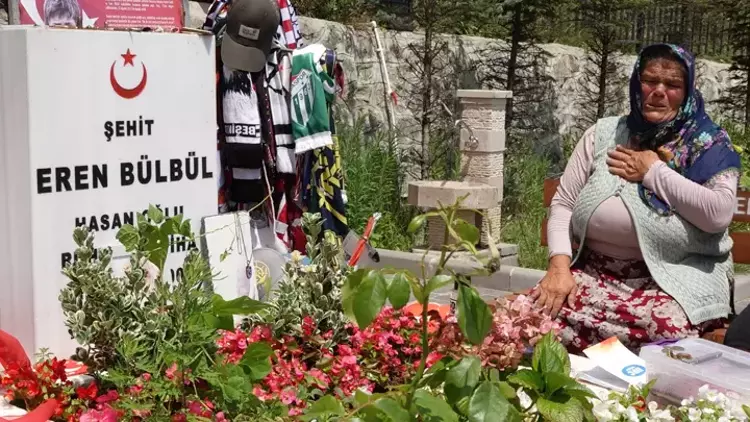 Ayşe Bülbül'den Barış Mesajı: “Barışı Savunmayayım da Ne Yapayım”