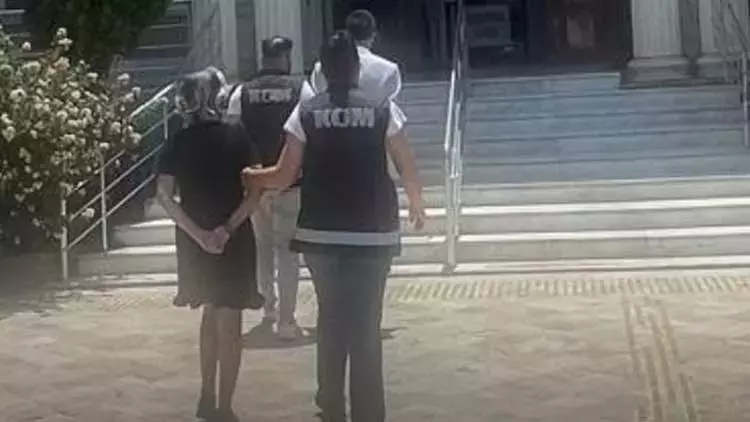 Didim'de Sahte Görevli Vurgunu: 2 Tutuklama Didim'de Sahte Görevli Vurgunu: 2 Tutuklama