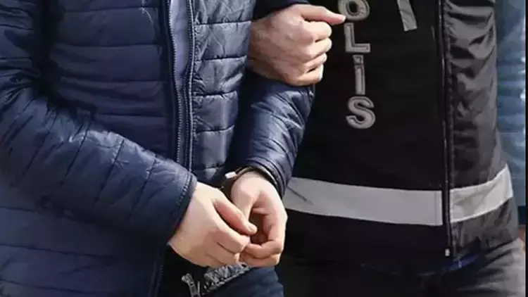 İstanbul ve İzmir'de FETÖ Operasyonu: 176 Asker Hakkında Gözaltı Kararı
