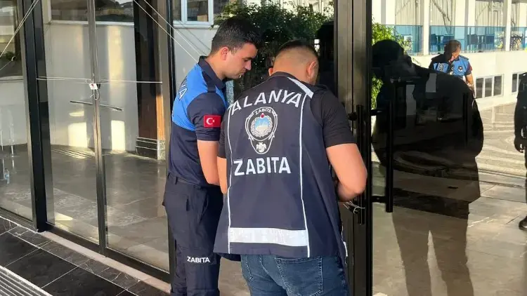 Alanya’da Ruhsatsız Otel 112. Kez Mühürlendi: Alanya Belediyesi Kararlı