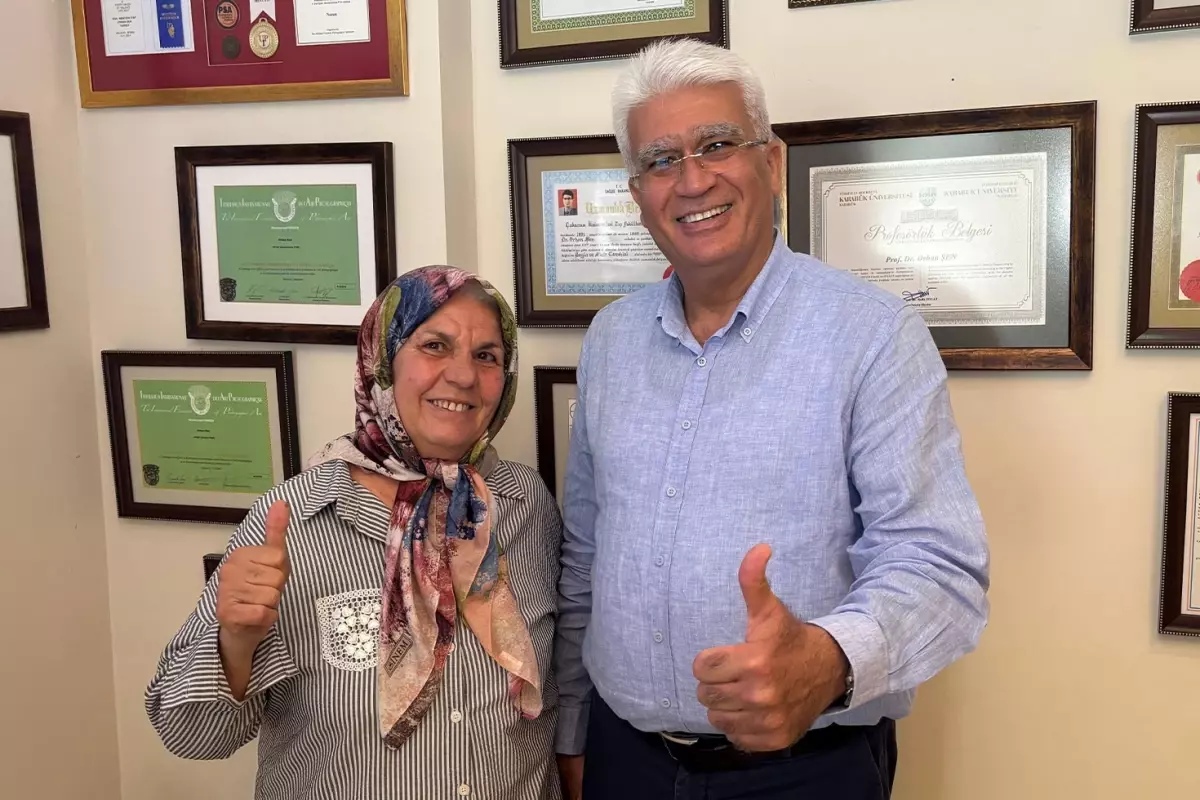 Adana'da Umut Veren Ameliyat: 5 Yıl Korktu, 1 Ayda Ayağa Kalktı Adana'da Umut Veren Ameliyat: 5 Yıl Korktu, 1 Ayda Ayağa Kalktı
