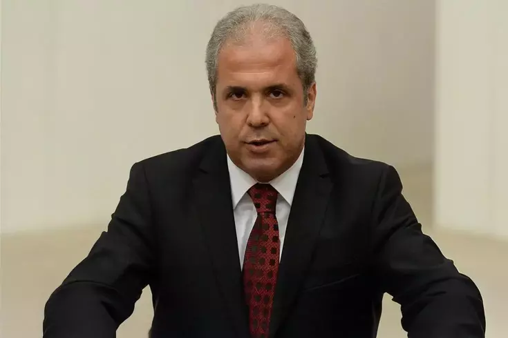 Şamil Tayyar'dan Gündem Yaratan Paylaşım: “2 İl Risk Altında” Mesajını Sildi Şamil Tayyar'dan Gündem Yaratan Paylaşım: “2 İl Risk Altında” Mesajını Sildi
