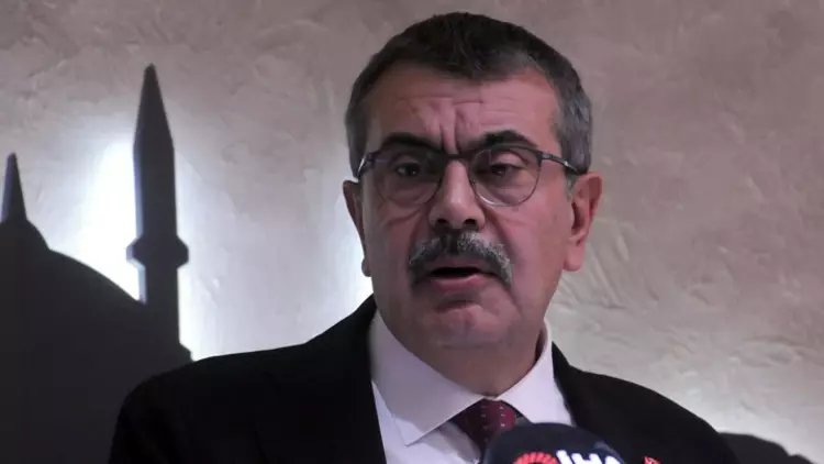 Bakan Tekin'den 4+4+4 Açıklaması: "Sahanın Sesini Dinliyoruz, Gündemimizde" Bakan Tekin'den 4+4+4 Açıklaması: "Sahanın Sesini Dinliyoruz, Gündemimizde"