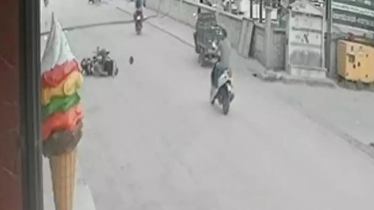 Elektrik hattı için yapılmıştı: Motosiklet sürücüsü kasise çarpınca hastanelik oldu