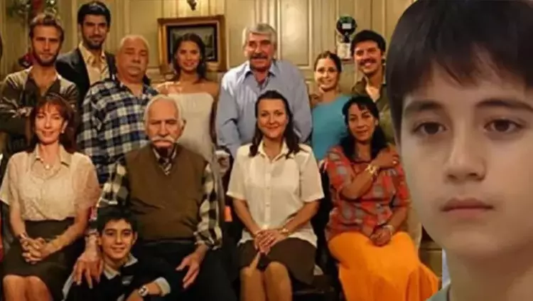 Yabancı Damat'ın Mustafa'sını Görebilen Tanıyamıyor! Ozan Uğurlu'nun Değişimi Şaşkına Çevirdi Yabancı Damat'ın Mustafa'sını Görebilen Tanıyamıyor! Ozan Uğurlu'nun Değişimi Şaşkına Çevirdi