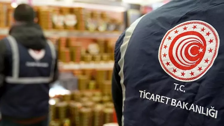 Ticaret Bakanlığı, Fiyat Etiketi Yönetmeliği'nde Yeni Düzenlemeler Hayata Geçiriyor