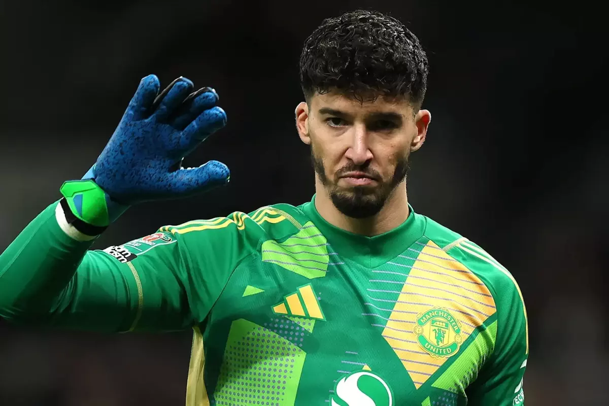Manchester United'dan Altay Bayındır'ı Üzecek Kaleci Hamlesi