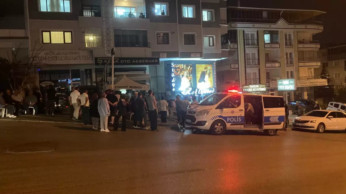 Aidat Tartışması Cinayetle Bitti: Apartman Yöneticisi Bıçaklanarak Hayatını Kaybetti