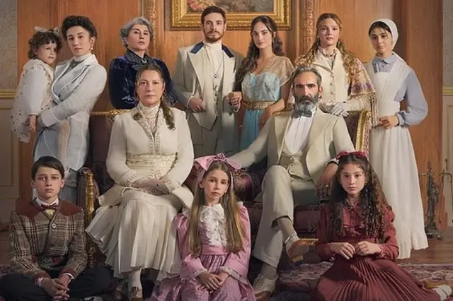 Şakir Paşa Ailesi: Mucizeler ve Skandallar Dizisinin İkinci Sezonu İptal Edildi Şakir Paşa Ailesi: Mucizeler ve Skandallar Dizisinin İkinci Sezonu İptal Edildi