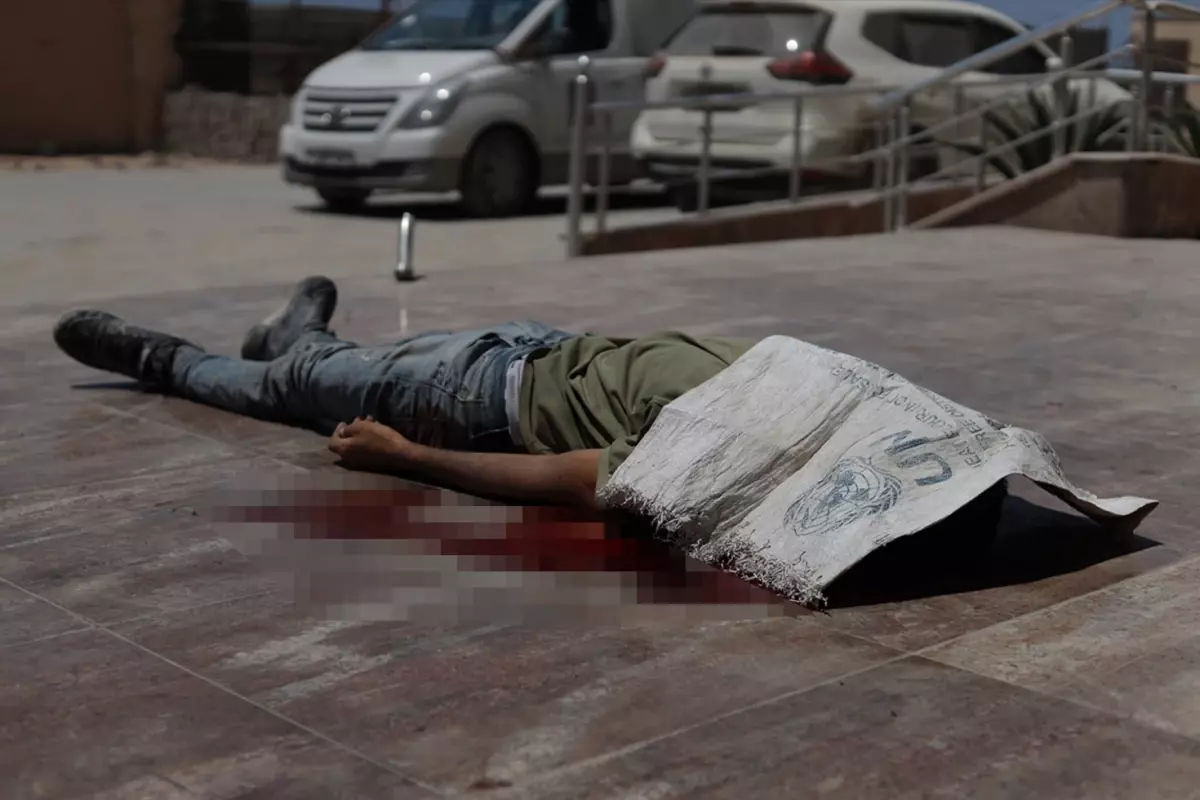 Gazze'de Yardım Dağıtımına Ateş Açıldı: Can Kayıpları Var Gazze'de Yardım Dağıtımına Ateş Açıldı: Can Kayıpları Var