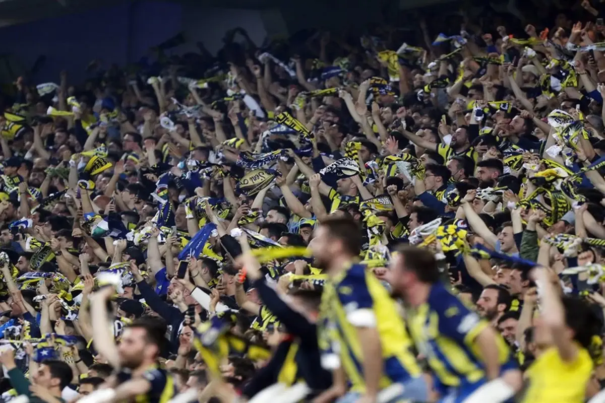 Fenerbahçe Taraftarından Brahim Diaz'a Yoğun İlgi: Yorum Yağmuru Başlattılar