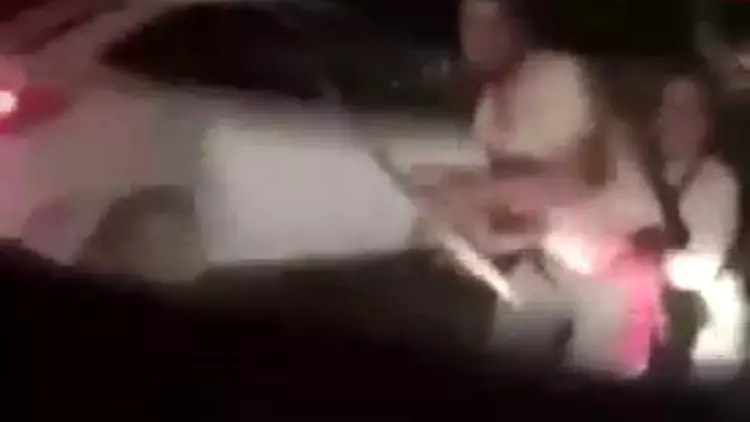 Ankara'da Trafikte Baltalı Saldırı: Baba ve Oğlu Gözaltında Ankara'da Trafikte Baltalı Saldırı: Baba ve Oğlu Gözaltında