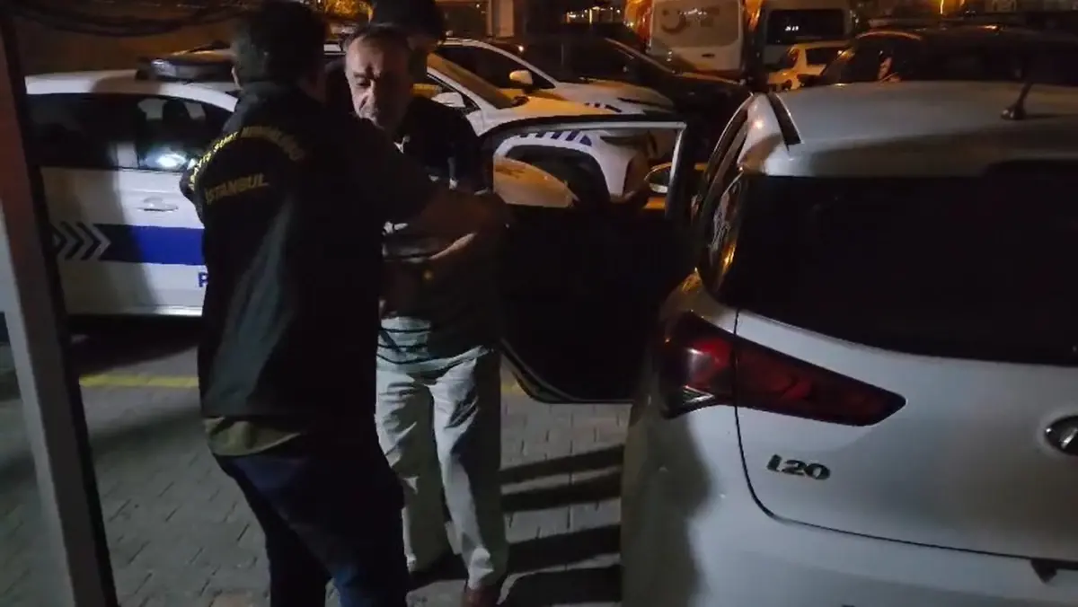 Suç Örgütü Lideri Hasan Basri Çillioğlu Büyükçekmece’de Yakalandı Suç Örgütü Lideri Hasan Basri Çillioğlu Büyükçekmece’de Yakalandı