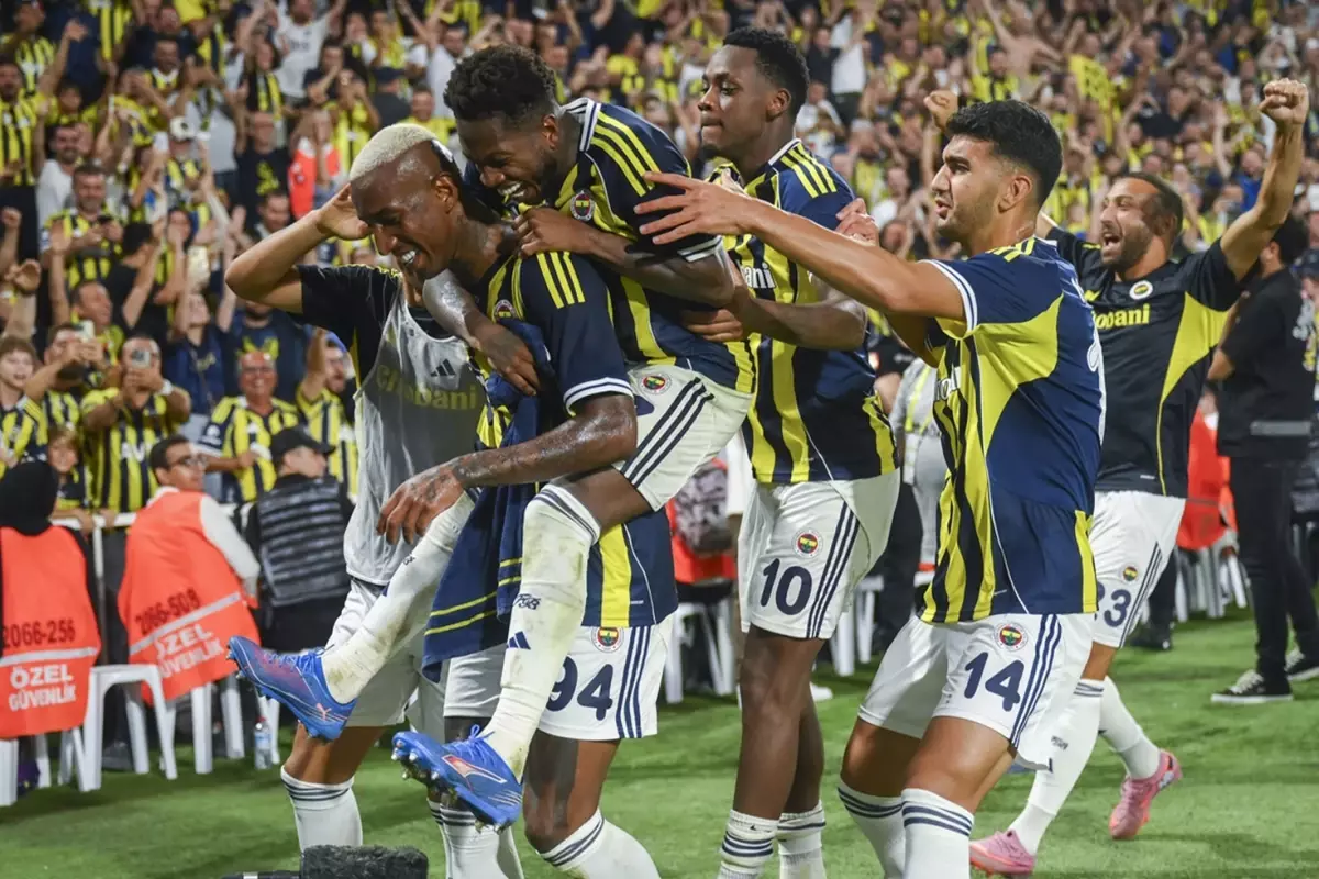 Fenerbahçe’nin Feyenoord Zaferi Avrupa Basınında Geniş Yankı Buldu