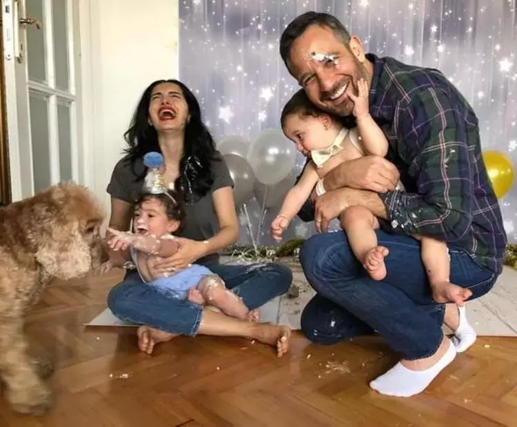 Başak Sayan’dan 12 Yıllık Aşk İtirafı: “O Kahve Hayatımızı Değiştirdi”