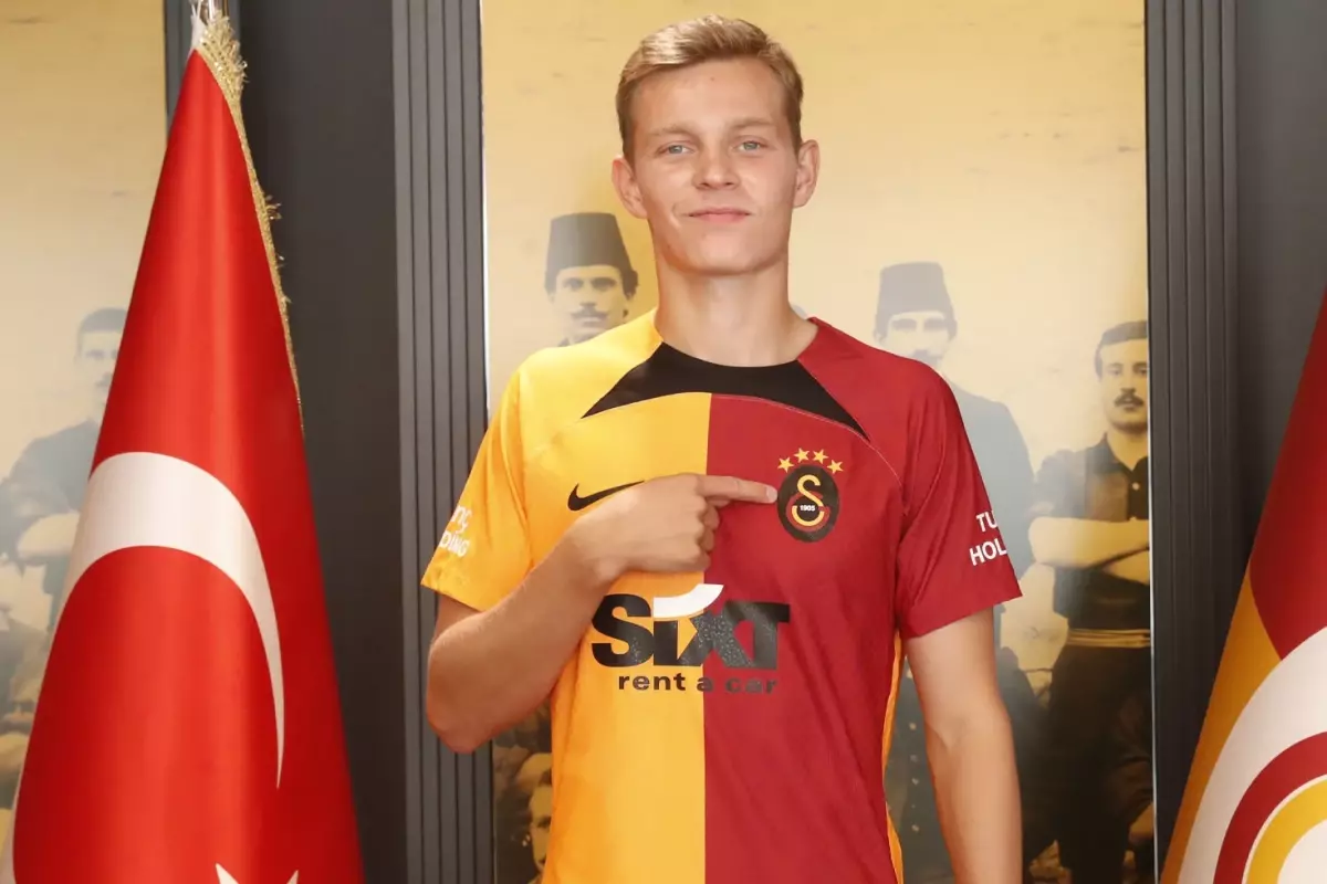 Galatasaray'dan Ayrılan Mathias Ross, İngiltere Ekibi Plymouth ile Anlaştı Galatasaray'dan Ayrılan Mathias Ross, İngiltere Ekibi Plymouth ile Anlaştı