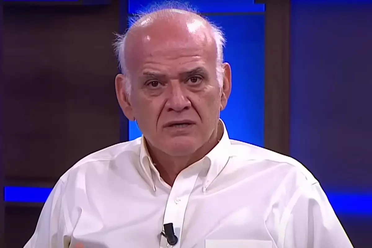 Ahmet Çakar Görev Yaptığı YouTube Kanalından Ayrıldı Ahmet Çakar Görev Yaptığı YouTube Kanalından Ayrıldı