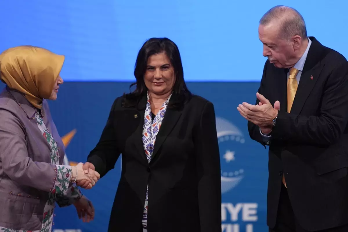 Çerçioğlu’nun AK Parti’ye Katılımına Kamuoyundan Tepki: İlk Ankette Dikkat Çeken Sonuçlar